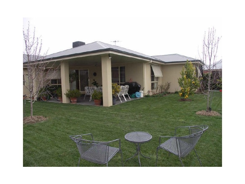 5 Heron Court, Benalla VIC 3672