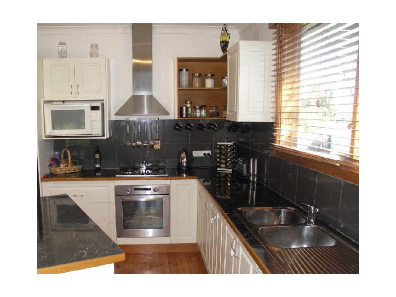 22-24 Arundel Street, Benalla VIC 3672