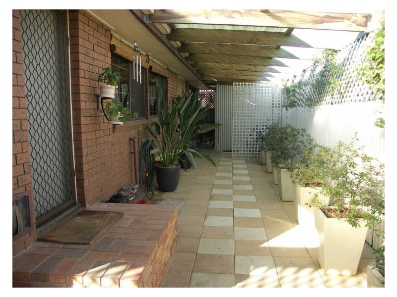 2-18 Killena Avenue, Benalla VIC 3672