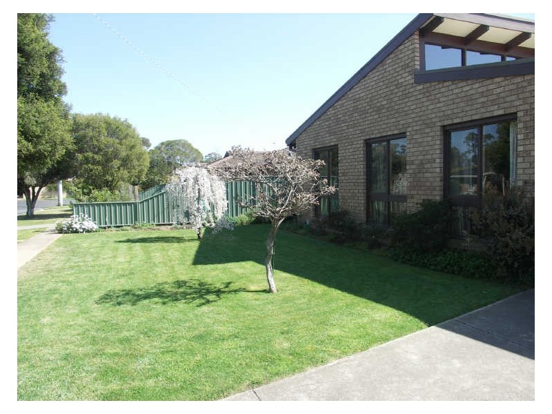 28 Monds Avenue, Benalla VIC 3672