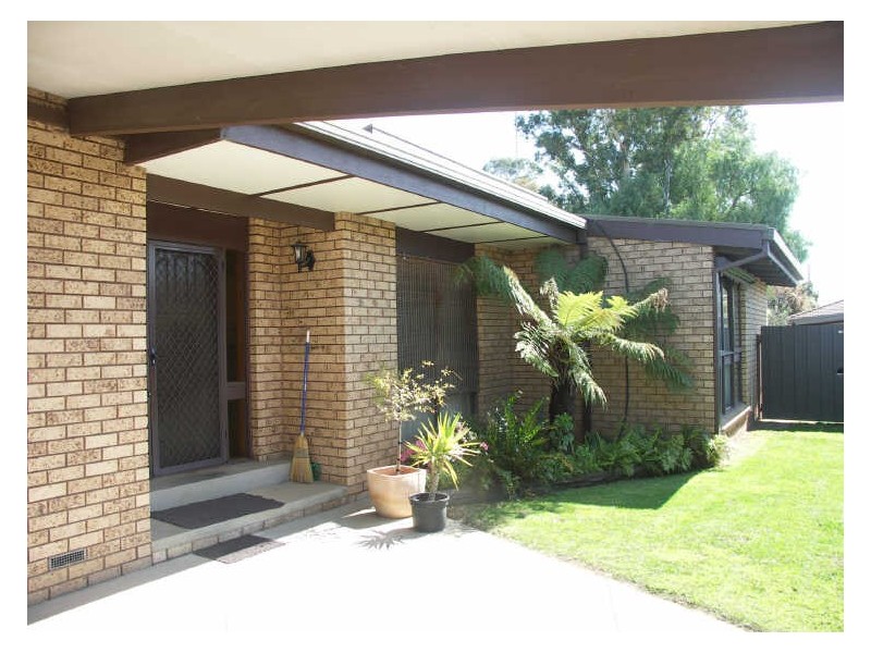 28 Monds Avenue, Benalla VIC 3672