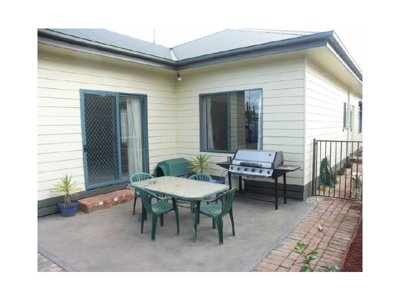 29 Charles Street, Benalla VIC 3672