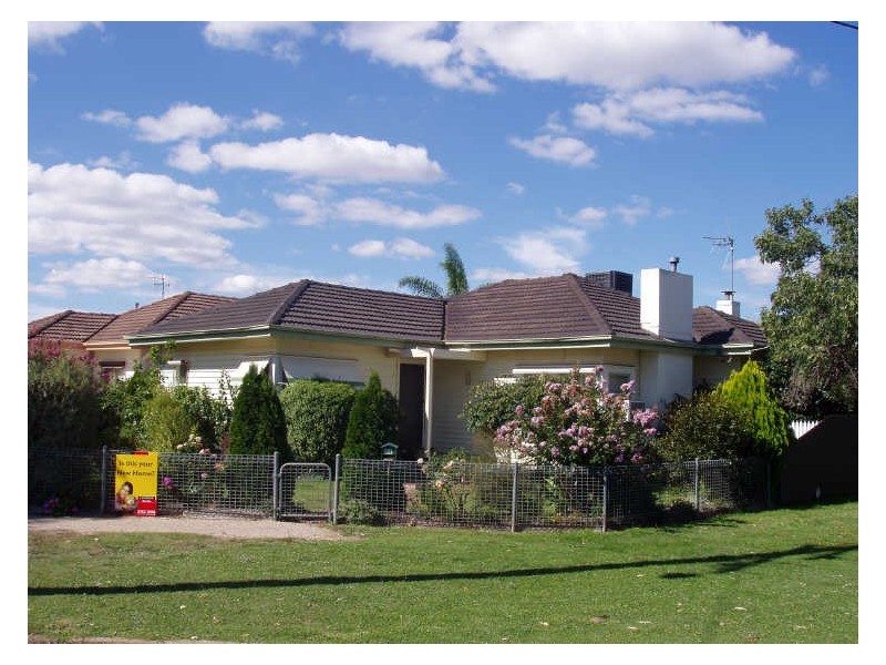 77 Clarke Street, Benalla VIC 3672