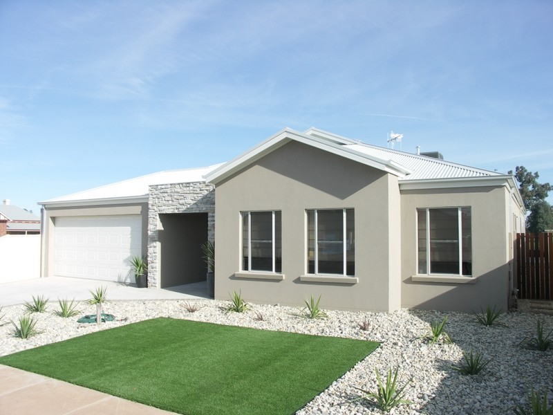 42 Fraser Street, Benalla VIC 3672