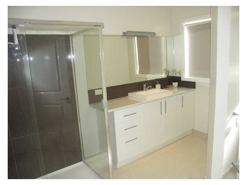 42 Fraser Street, Benalla VIC 3672