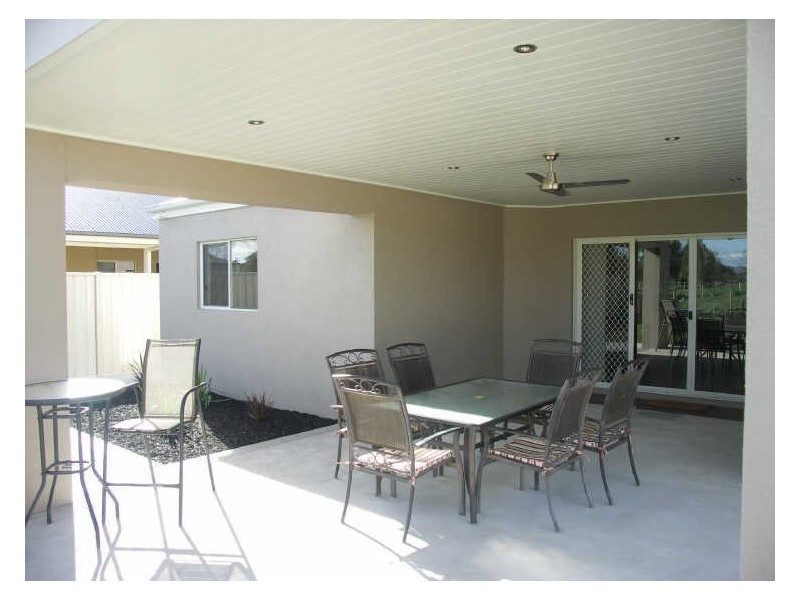 42 Fraser Street, Benalla VIC 3672