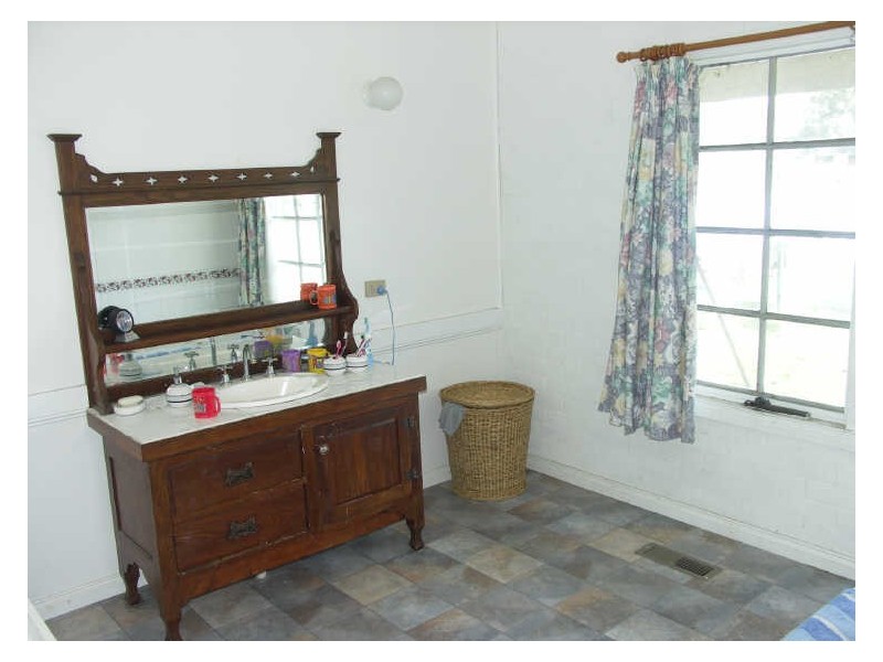 189 Swanpool-Lima Road SWANPOOL, Benalla VIC 3672