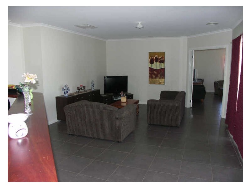 9 Heron Court, Benalla VIC 3672