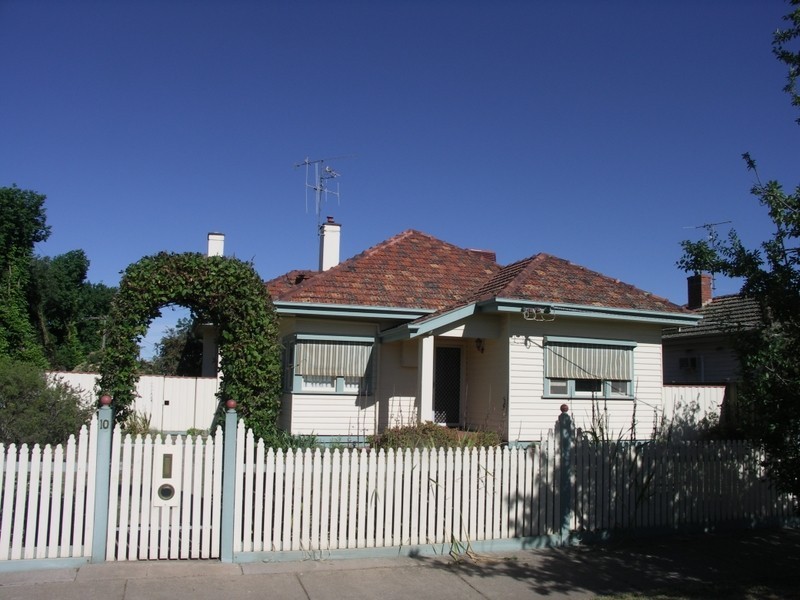10 Margaret Street, Benalla VIC 3672
