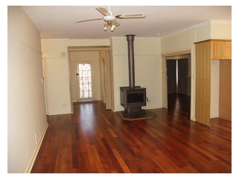 9 Perth Street, Benalla VIC 3672