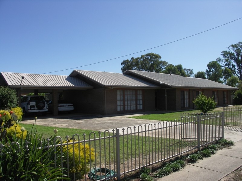 1 First Avenue, Benalla VIC 3672