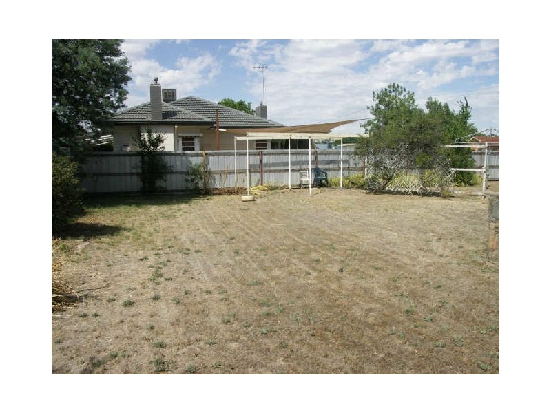 34 Egmont Street, Benalla VIC 3672