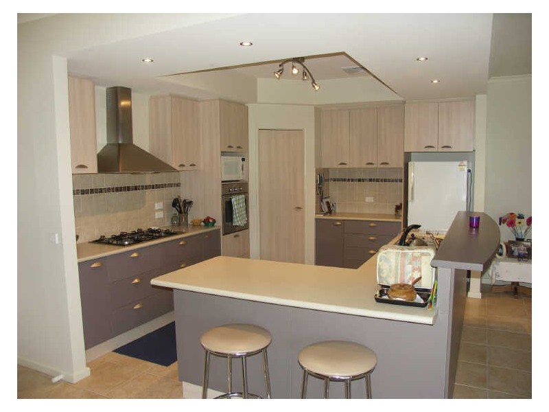 16 Monash Drive, Benalla VIC 3672