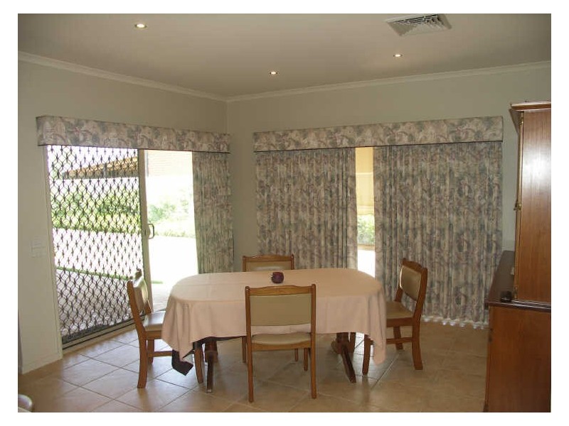 16 Monash Drive, Benalla VIC 3672