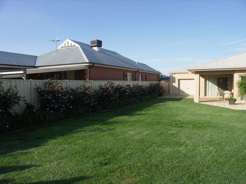 16 Monash Drive, Benalla VIC 3672