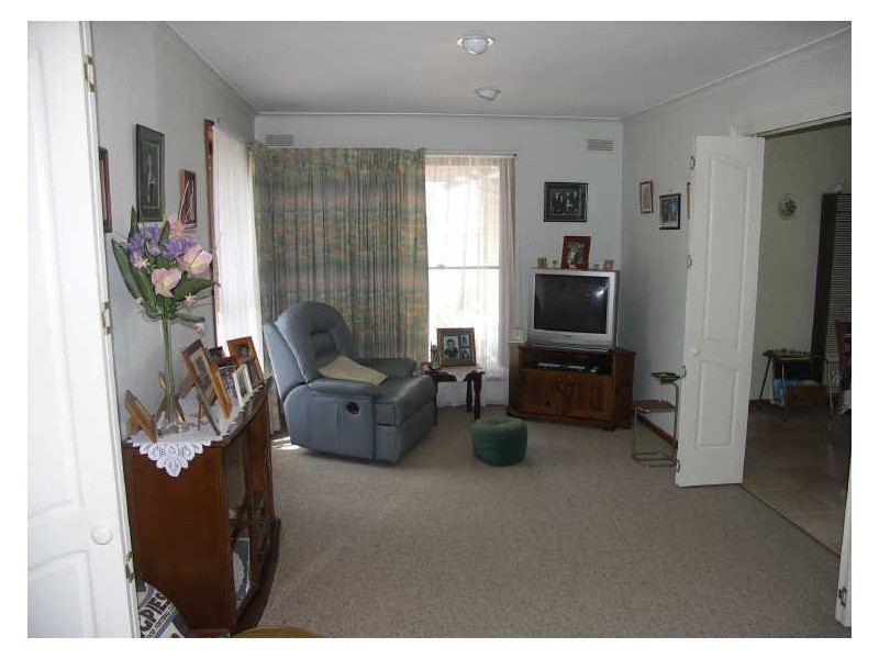 103 Coish Avenue, Benalla VIC 3672