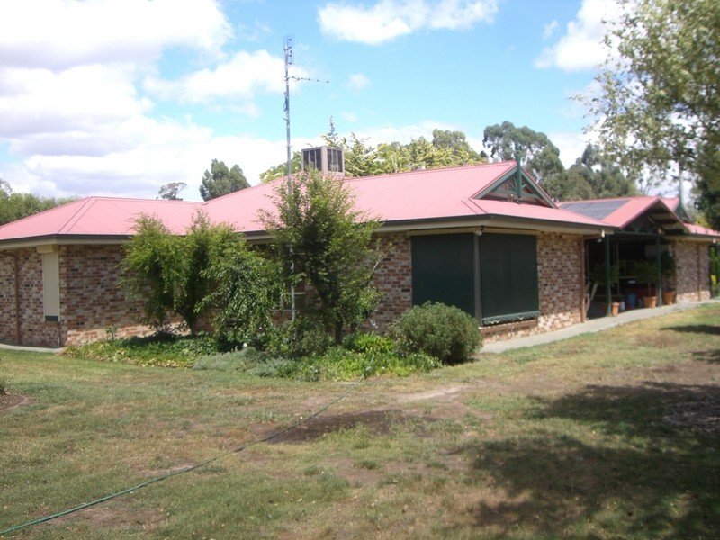 5 Noarana Drive, Benalla VIC 3672