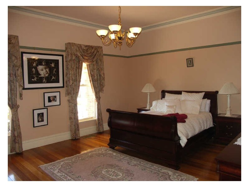 694 Howes Creek Road, Mansfield VIC 3722