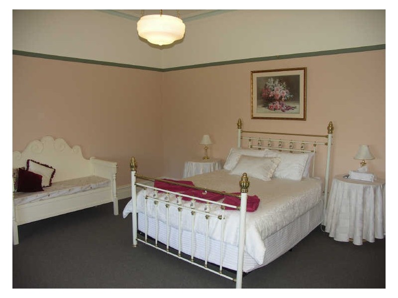 694 Howes Creek Road, Mansfield VIC 3722