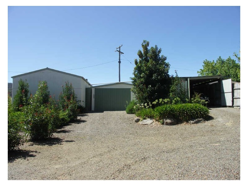 3305 Midland Highway, Lima South VIC 3673