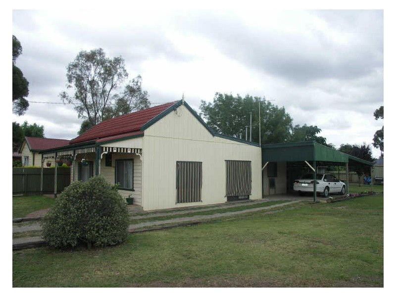 15 Commercial Road, Benalla VIC 3672