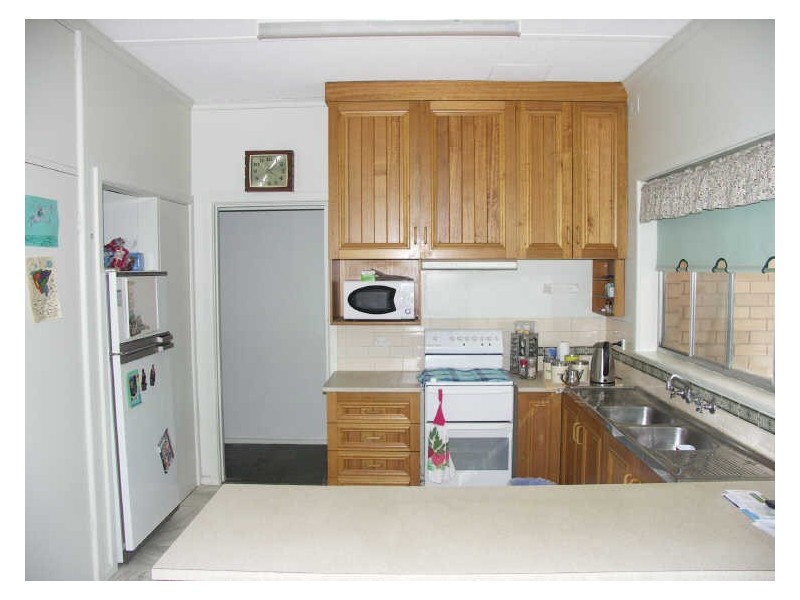 15 Helms Court, Benalla VIC 3672