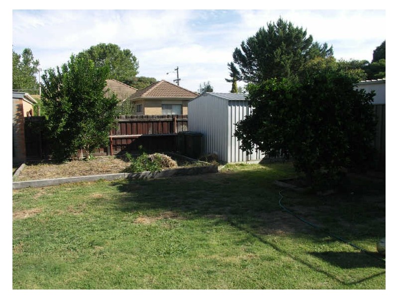 15 Helms Court, Benalla VIC 3672