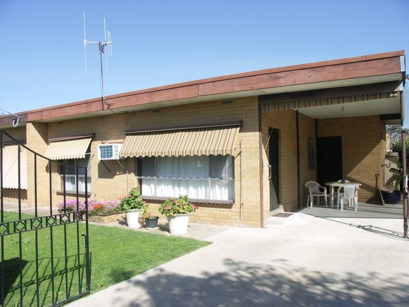 74 Salisbury Street, Benalla VIC 3672
