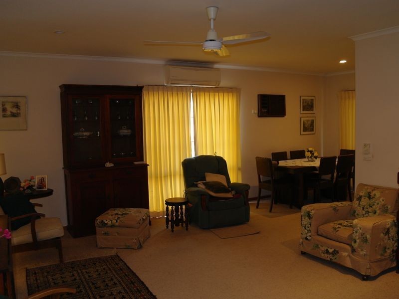 2 Diplomat Court, Benalla VIC 3672