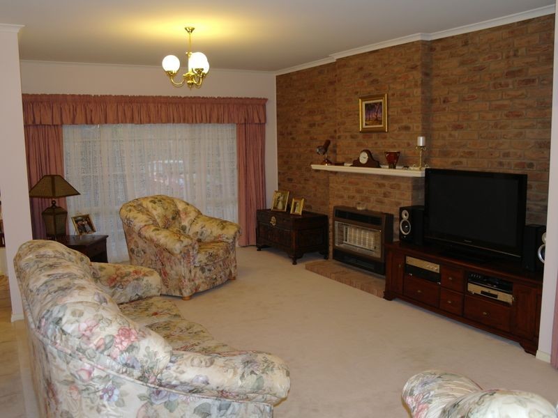 14 Exton Crescent, Benalla VIC 3672