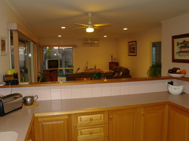 14 Exton Crescent, Benalla VIC 3672