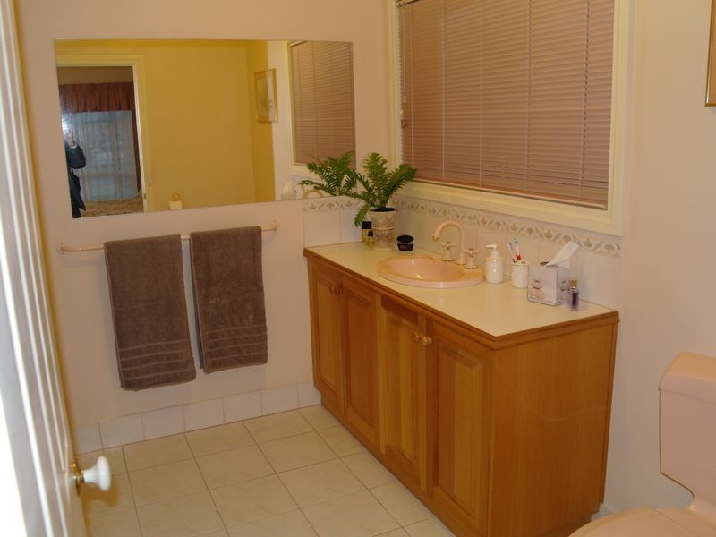 14 Exton Crescent, Benalla VIC 3672