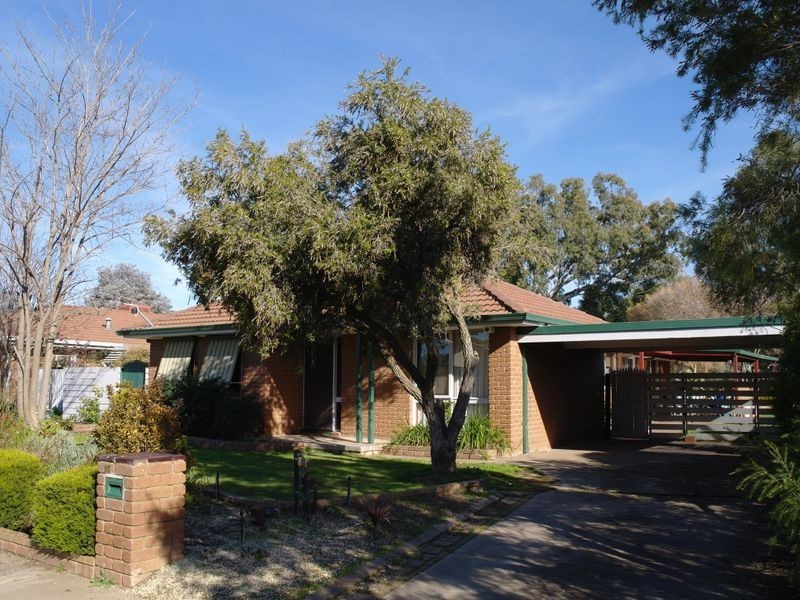 93 Coish Avenue, Benalla VIC 3672