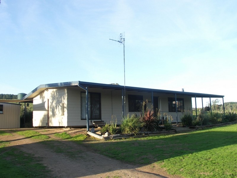 1863 Kilfeera Road MOLYULLAH, Benalla VIC 3672
