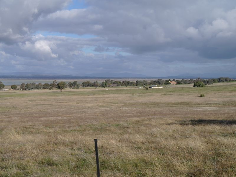 Lot 33 Lakeside Drive, Benalla VIC 3672