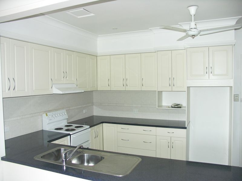 6 Parkview Parade, Benalla VIC 3672