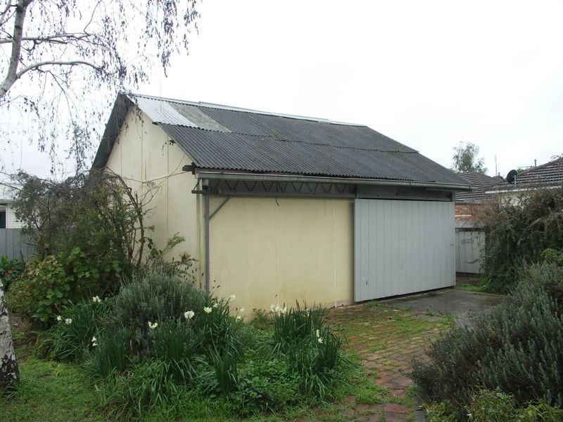 6 Parkview Parade, Benalla VIC 3672