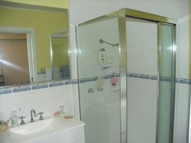 10 Royal Avenue, Benalla VIC 3672