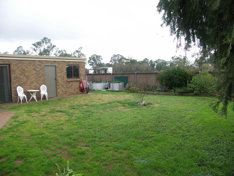 10 Royal Avenue, Benalla VIC 3672