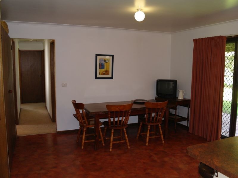 86 Monds Avenue, Benalla VIC 3672