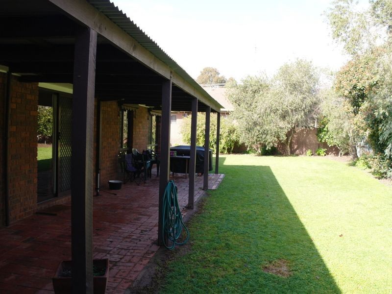 86 Monds Avenue, Benalla VIC 3672