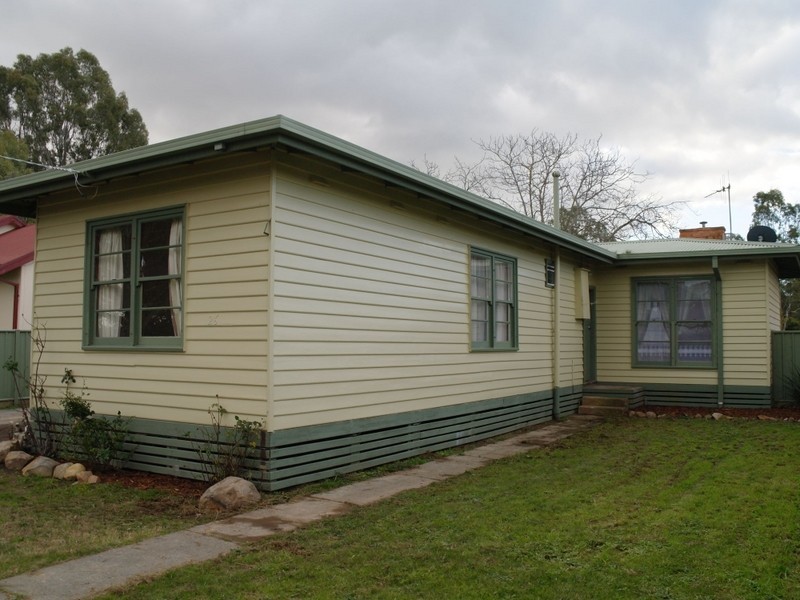 26 Russell Street, Benalla VIC 3672