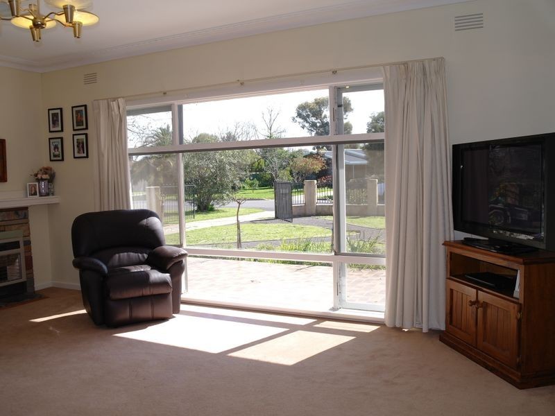 11 Waller Street, Benalla VIC 3672