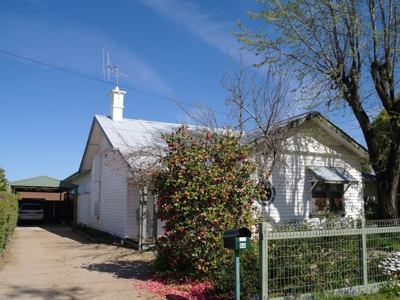 68 Barkly Street, Benalla VIC 3672
