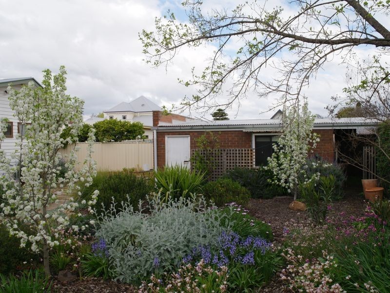 68 Barkly Street, Benalla VIC 3672