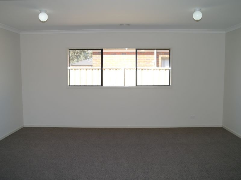 30 McNulty Drive, Benalla VIC 3672