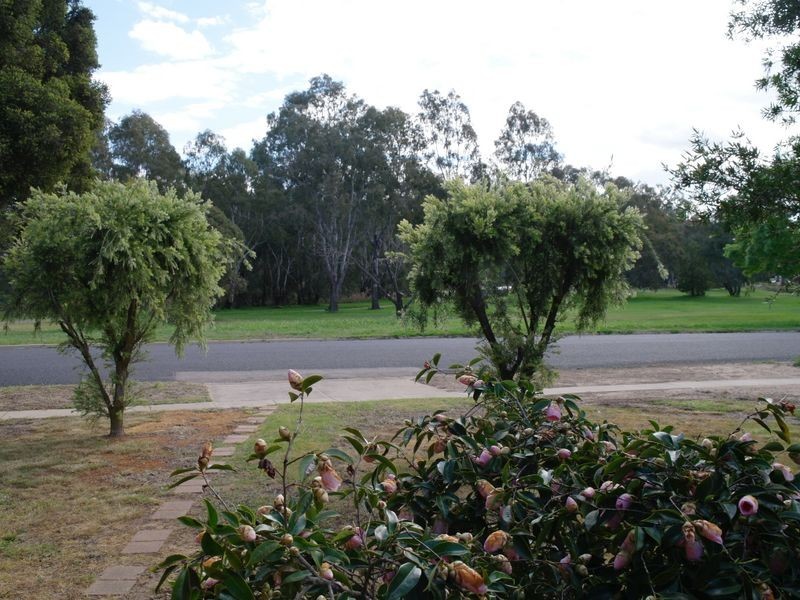 9 Psaltis Parade, Benalla VIC 3672