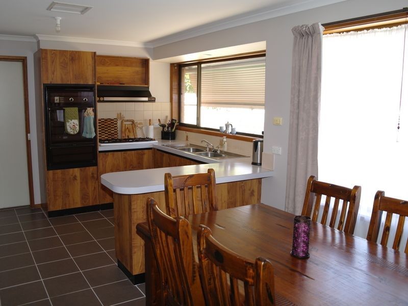 11 Hannah Street, Benalla VIC 3672