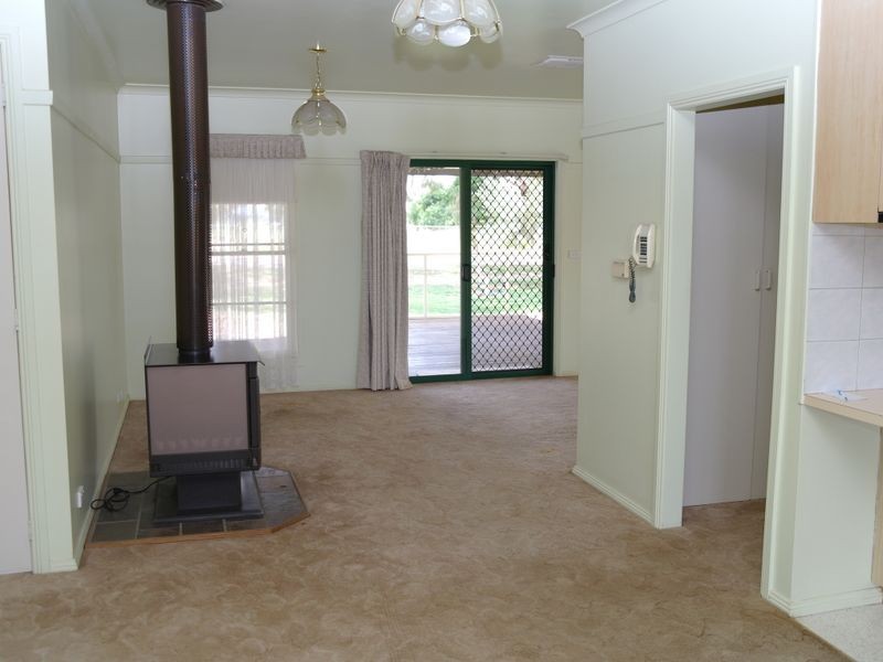 22 Trewin Road Goorambat, Benalla VIC 3672