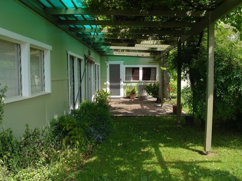 8 Charles Street, Benalla VIC 3672